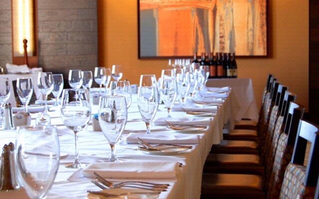 Chaminade Resort & Spa