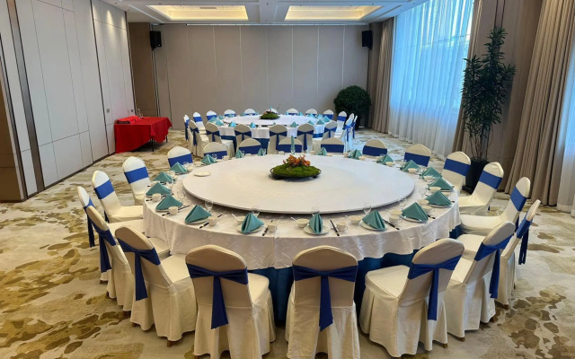 Excemon Xinjiang Yilite Hotel