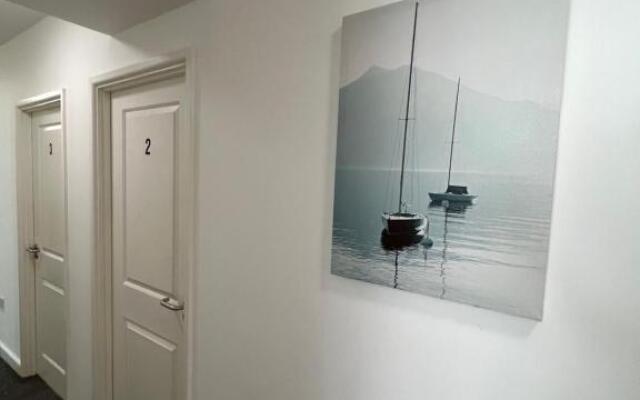 Bournemouth Town Centre 6 Double Bed Apartment