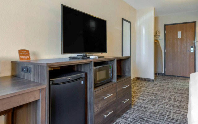 Quality Inn St. Cloud West