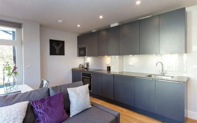 Hampden Apartments - The Anne