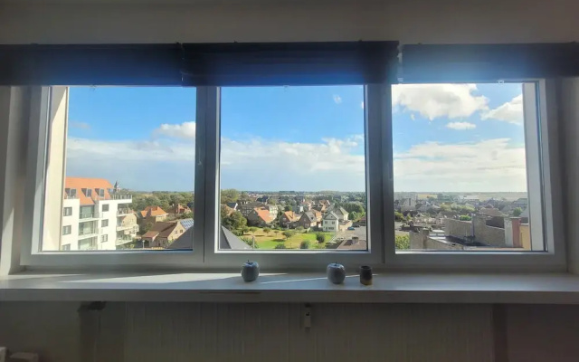 Bright Central Apartment in Middelkerke