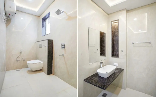 Fabhotel Mahalaxmii Grand