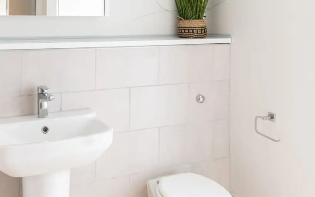 Host Stay Manchester Apartment