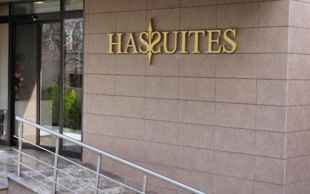 Hassuites