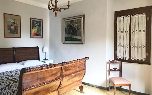 Pearl Gray House (in Manarola 5terre)