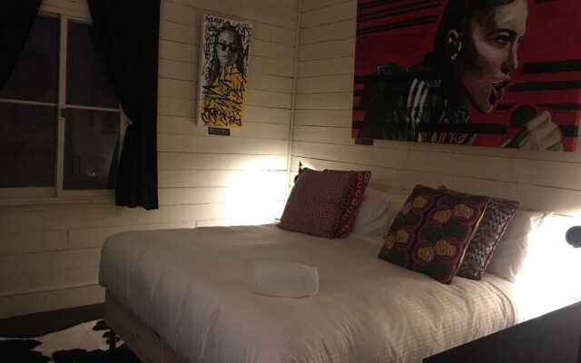 Pop Artist's Concept Store On Darling St