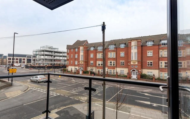 Modern & Stylish 2 Bed York Apartment