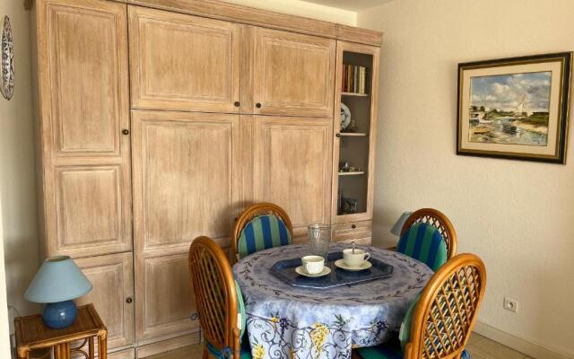 Appartement Saint-Palais-sur-Mer, 1 pièce, 2 personnes - FR-1-539-35