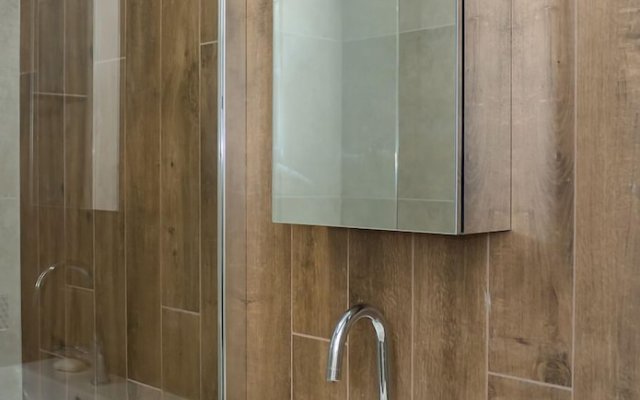 FM Luxury 1-BDR Apartment - Stylish Retreat