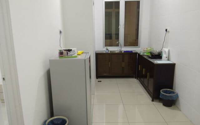 BM City Room and Apartment