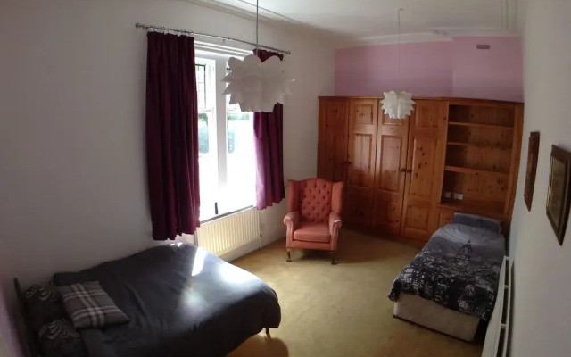 Remarkable 6-bedroom Villa in Pennine Barnsley