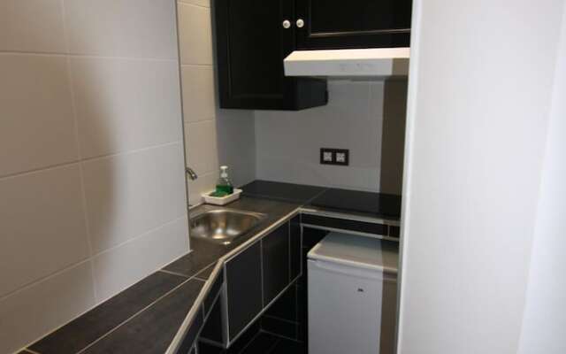 Hostal MH Fuencarral