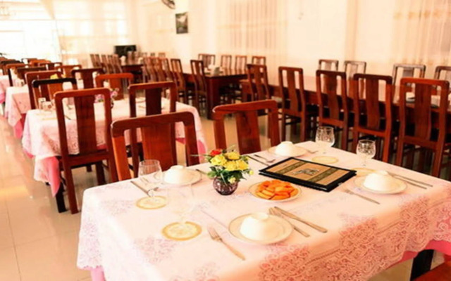 Douangpraseuth Hotel