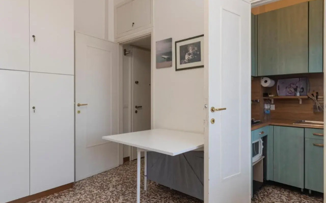 Bordighera studio - vicino IULM / NABA - WiFi A.C.