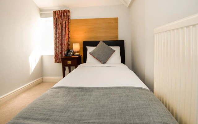 The Regency, Clifton Bristol by Belvilla
