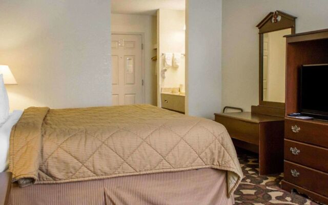 Quality Inn Glenpool - Tulsa