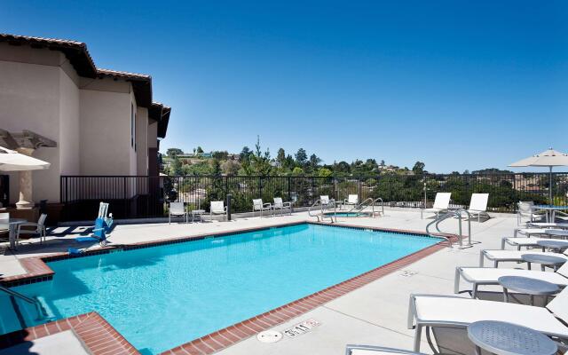 Hampton Inn & Suites Arroyo Grande/Pismo Beach Area, CA