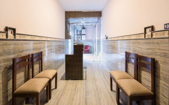 OYO 16093 Flagship Krishna Residency