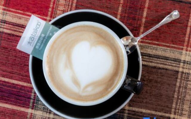 Chuxiong Longyu Hotel (Traditional Chinese Medicine Hospital Store）)