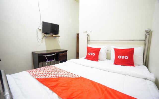 OYO 93987 Suropati 2 Guest House