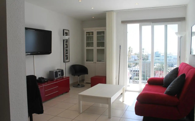 Absolute Apartment