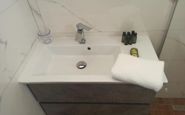 Cyclops Luxury Apartments