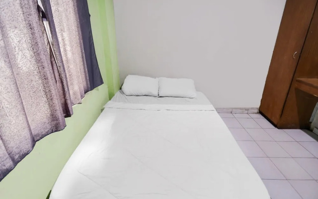 SPOT ON 91792 Solo Baru 2 Homestay Syariah