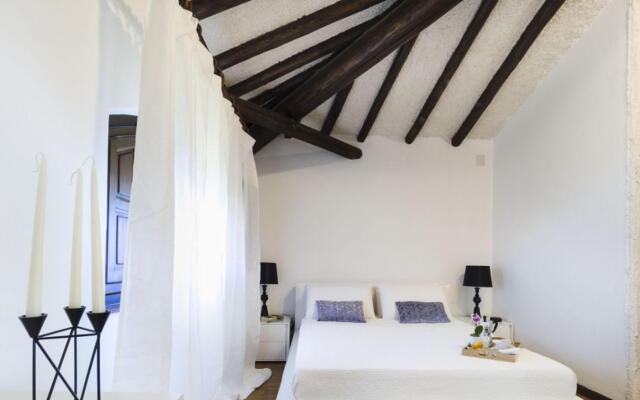 Exclusive seafront villa with private pool-VILLA LUNA BLU