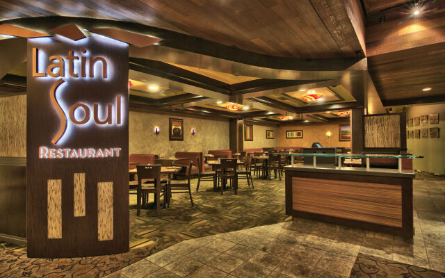 Lakeside Inn and Casino