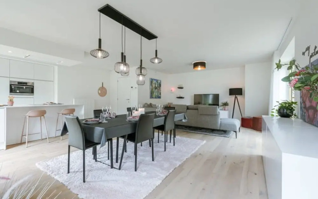 Modern 3 Bedroom Apartment in Blankenberge
