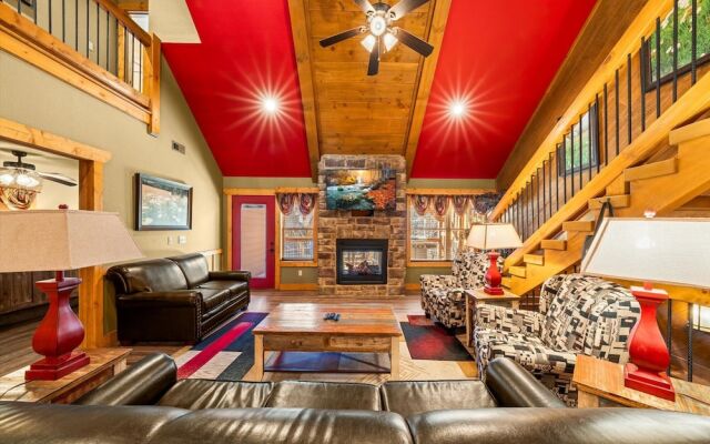 Splash Mansion - Four Bedroom Chalet