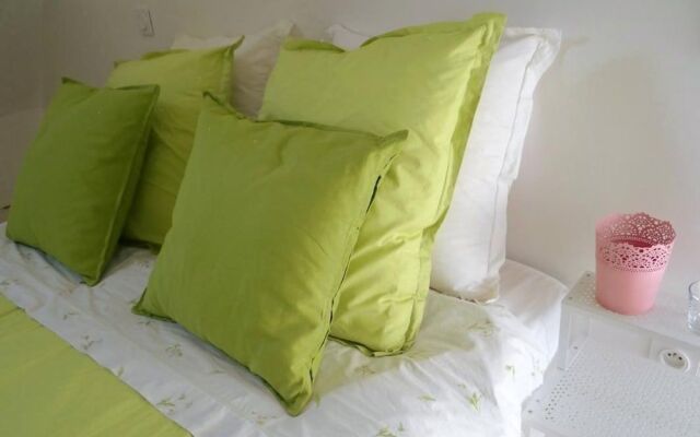 Les Viviers Bed and Breakfast