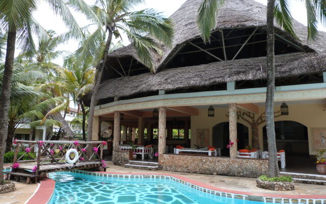 Aquarius Club International Resort