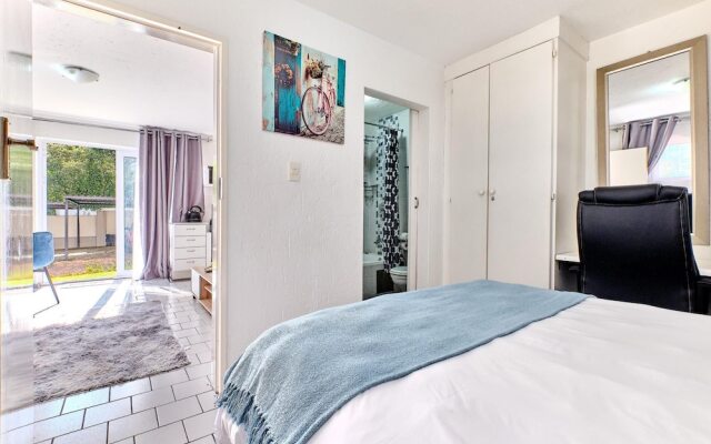 One Bed Unit in Prime Sandton- 2139