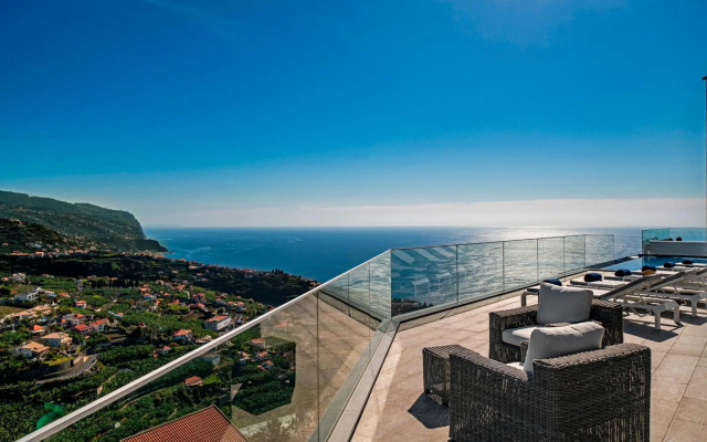 Seacrest by OurMadeira