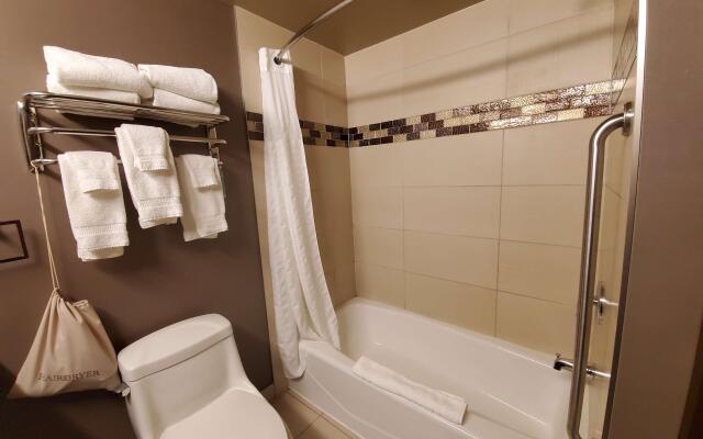 Best Western Plus Fox Creek