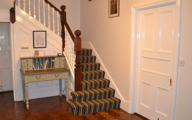 Corra Lynn B&B