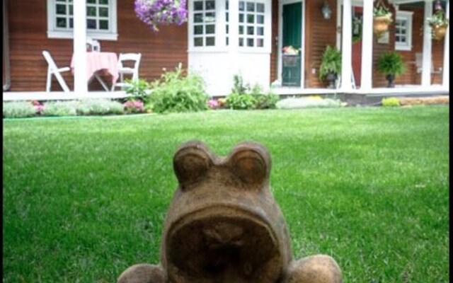 Secret Garden Bed & Breakfast