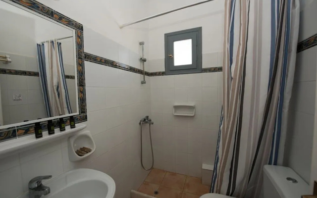 Ostria Studios-Apartments