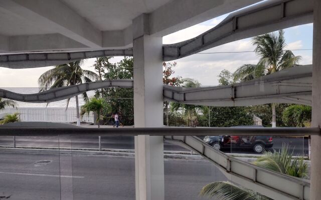 Spacious oceanfront loft # A1