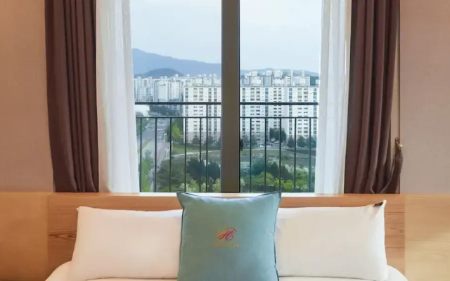 Chuncheon Eston Hotel