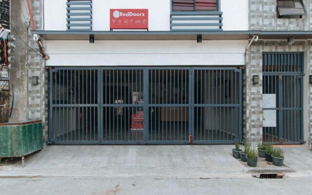 RedDoorz near Christ the King Medical Center