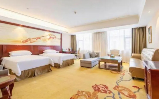 Vienna Hotel (Zhongshan Ancient Town Center)