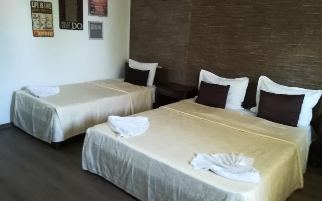 Perla Costinesti - Hostel