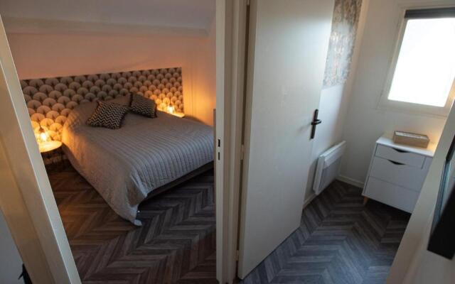 Flat With Balcony 7min From The Beach
