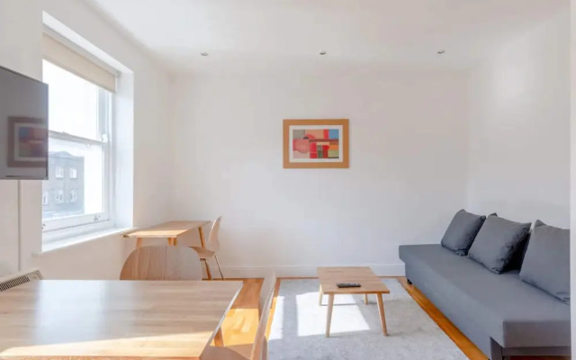 Contemporary 1BD Flat - Camden