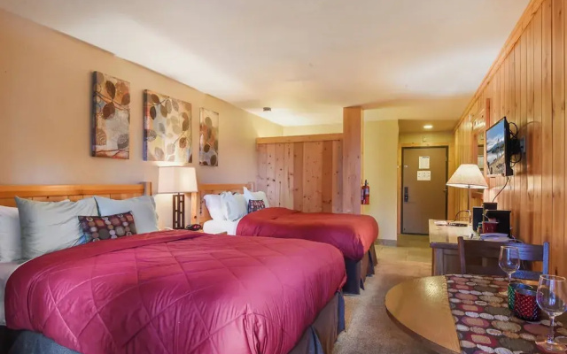 Northstar Beauty Studio Condo in Heart of Resort