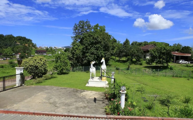 Pulutan Heritage House