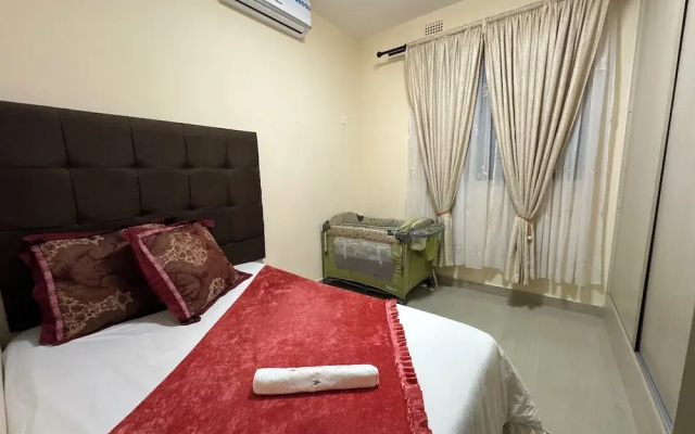 Executive Private Standing apt in Lusaka